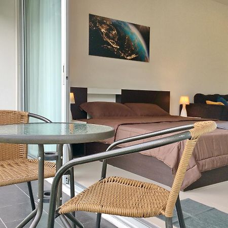 Chic Apartment Karon Dış mekan fotoğraf