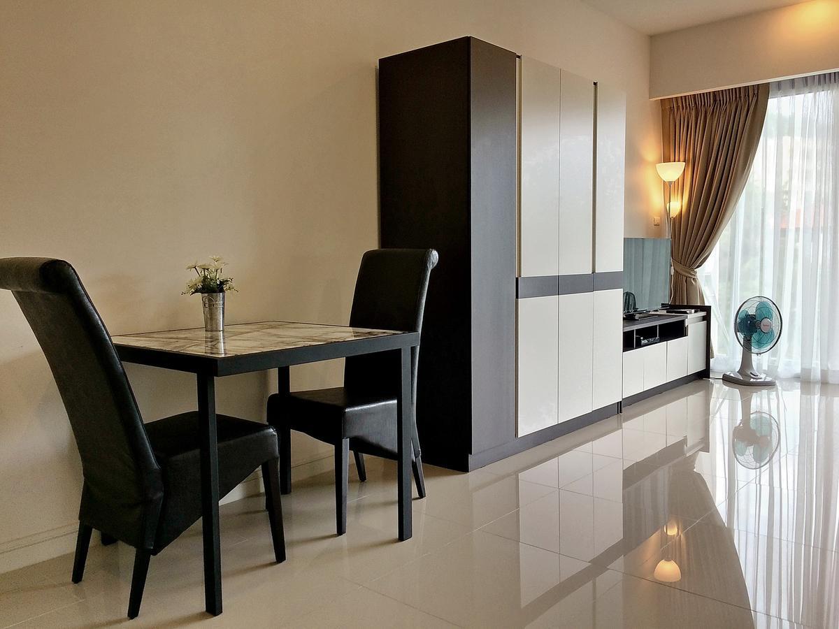 Chic Apartment Karon Dış mekan fotoğraf