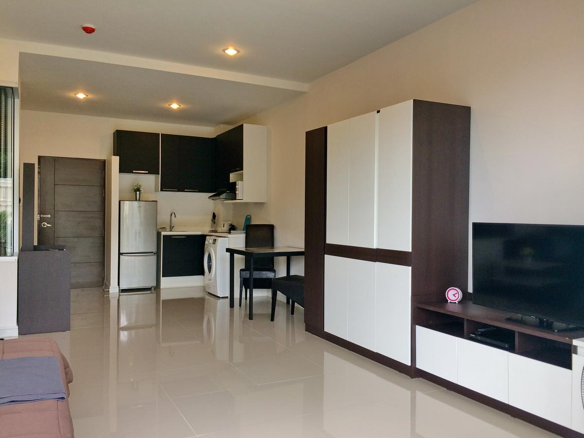 Chic Apartment Karon Dış mekan fotoğraf