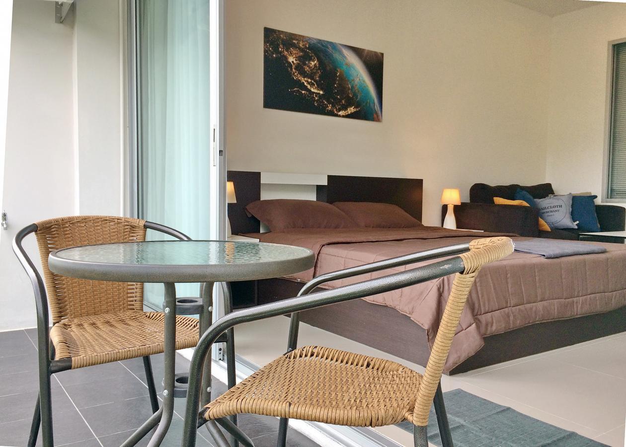 Chic Apartment Karon Dış mekan fotoğraf